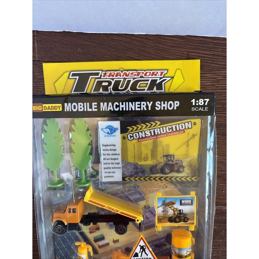 Big Daddy‎ Mobile Machinery Shop Construction - 1:87 Scale -10 Pieces – Die Cast